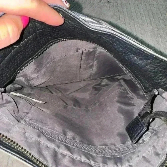 Ogio crossbody messenger bag - Picture 7 of 7